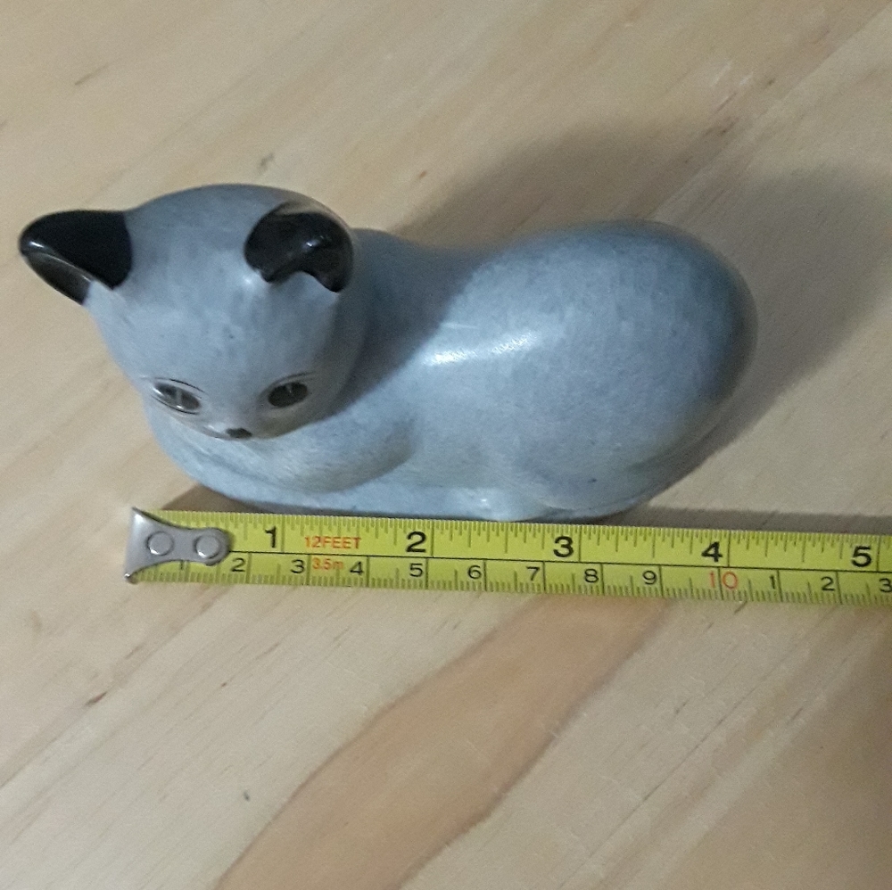 Vintage CERAMIC Gray Laying CAT - Picture 7 of 8